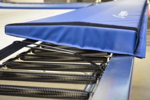 Rebound trampoline on sale springs